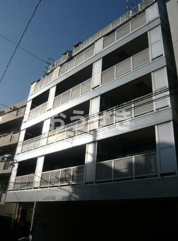 グリーンピア石川町のエントランス