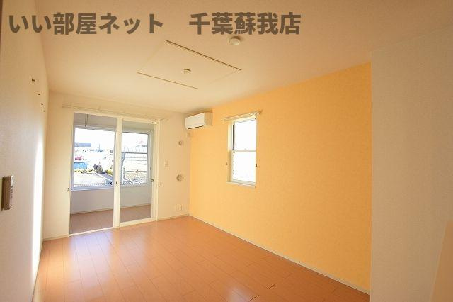 グラース上鎧Ⅰの居間・リビング|ゆったりとした居間です