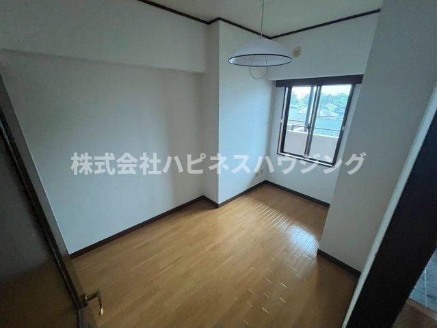 木崎台マンションの洋室