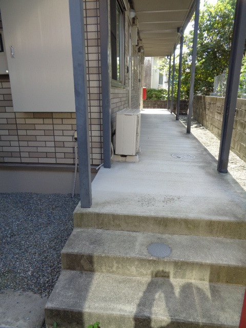 アンビエンテAのエントランス