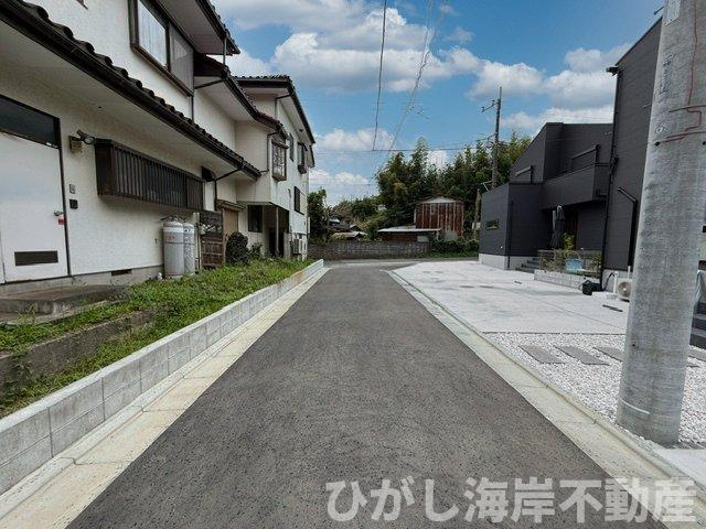 茅ヶ崎市堤　売地　全４区画の前面道路含む現地写真|現地外観