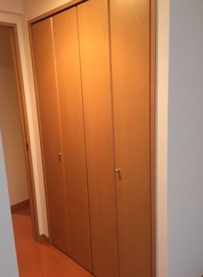 【収納】プラティーク三軒茶屋 