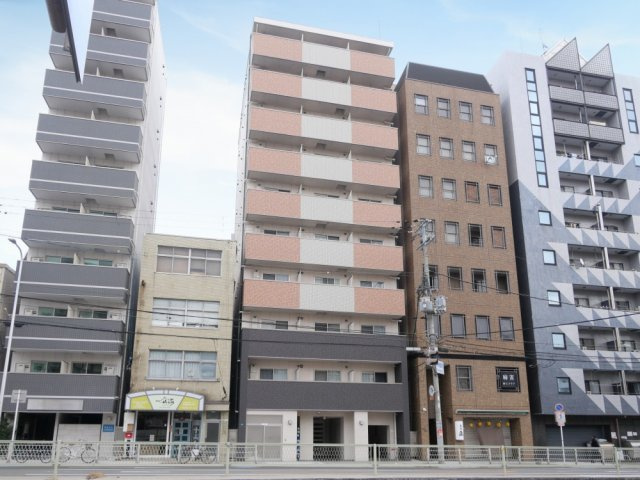 ELLE難波WESTの外観