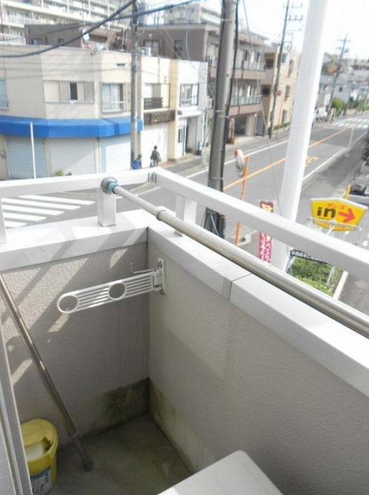 川崎市麻生区百合丘３丁目の賃貸マンションのバルコニー|開放的で明るい空間を演出してくれるバルコニーです