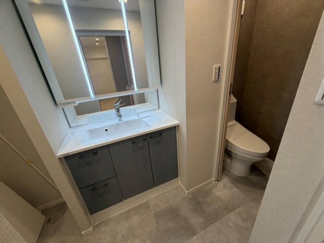 【独立洗面台】 | メイツ大森 | ※掲載写真は同社施工例です。実際の物件とは異なります。