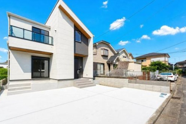 瀬谷区中屋敷1丁目新築戸建【瀬谷駅徒歩26分/土地約38坪/4LDK＋カースペース2台可】の外観