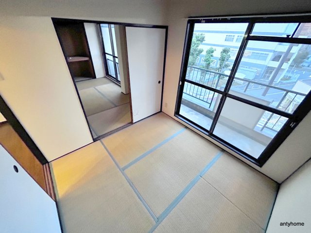 アローハイツ　仲介手数料無料の寝室
