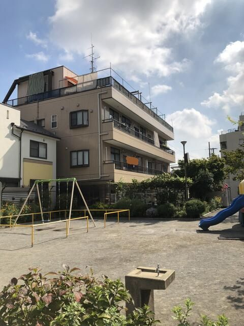 パークサイドルナの外観