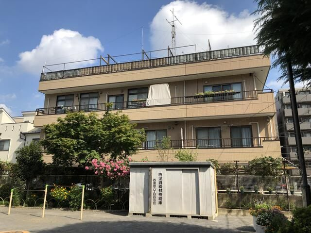 パークサイドルナの外観