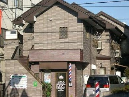 ハイツファミーユ