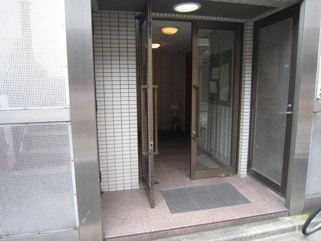 【エントランス】
