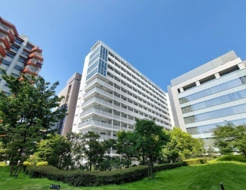 コンフォリア東新宿の画像