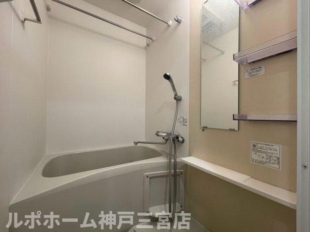 エステムコート新神戸Ⅱ駅前山手の浴室