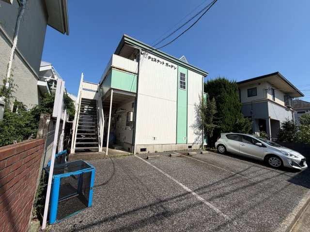 【外観】 | チェスナットガーデン駐車場