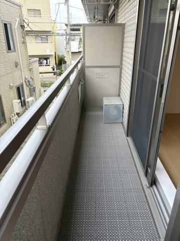 メルヴェイユＩＺＵＭＩのバルコニー
