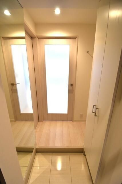 アリーチェ亀戸の玄関