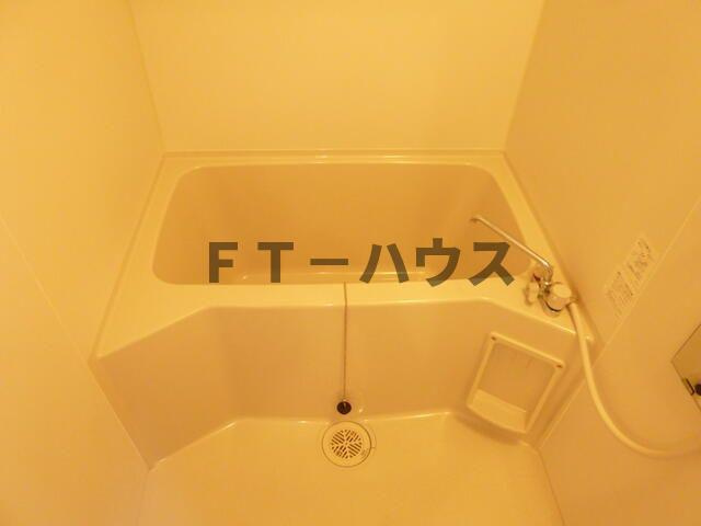 ＴＨＹＭＥ　ＦＵＮＡＢＡＳＨＩの浴室