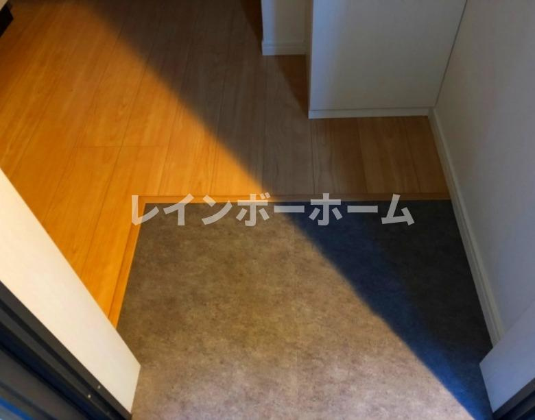 ミュー北戸田の玄関