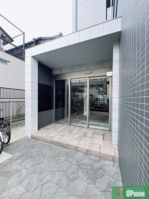 サクシード大曽根のエントランス