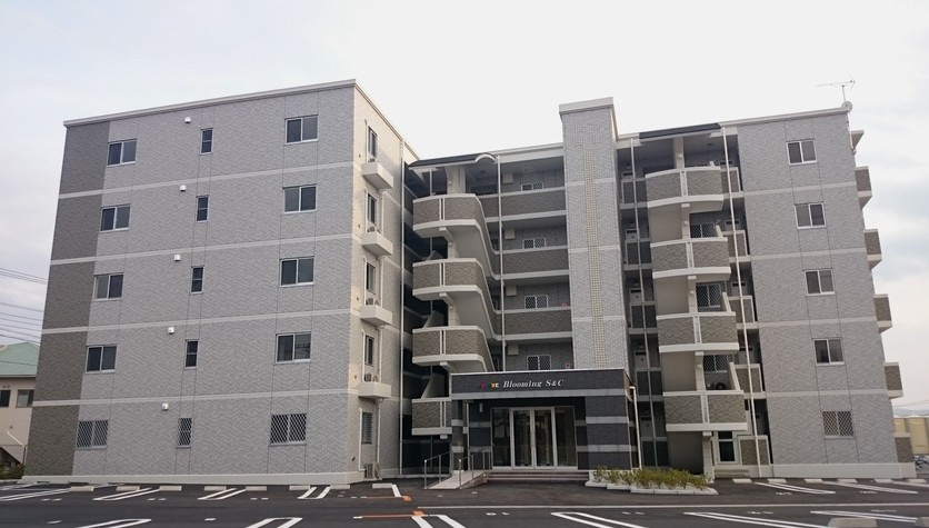 ブルーミングS＆Cの外観