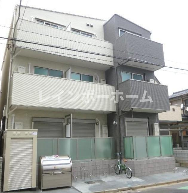船橋市湊町１丁目のアパートの外観