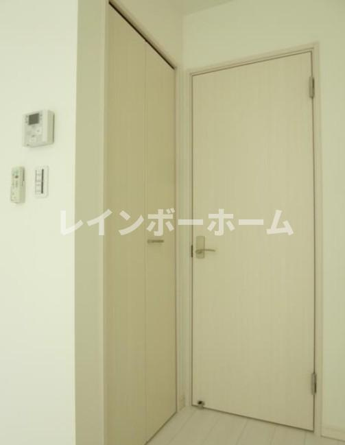 船橋市湊町１丁目のアパートの収納