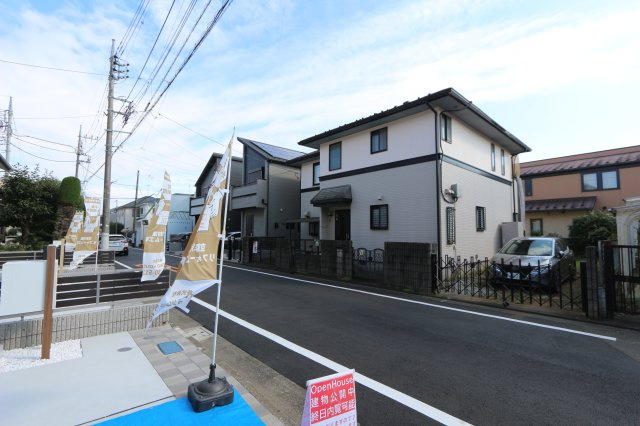 【Blooming Garden】国分寺市北町１丁目の外観|あると便利なロフト収納。季節物の収納にぴったりですね