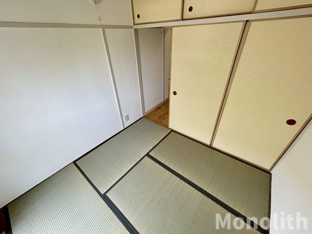 鶴山台33号棟の和室