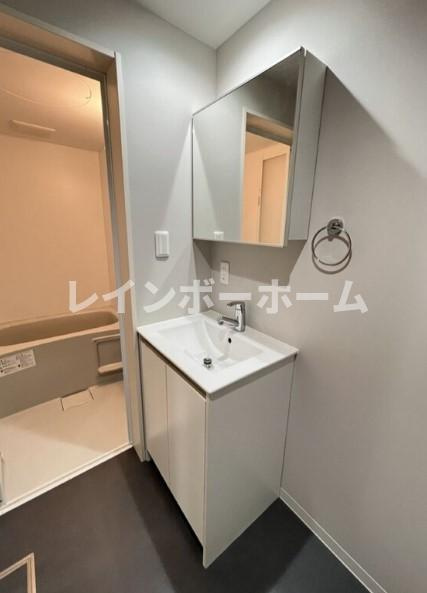 クレインハイツ大宮の独立洗面台