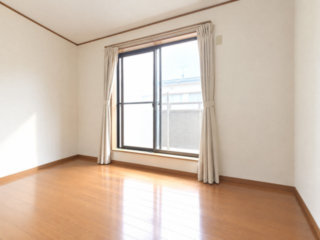 八王子市千人町３丁目　中古戸建の洋室|AIにて室内を空室にしています