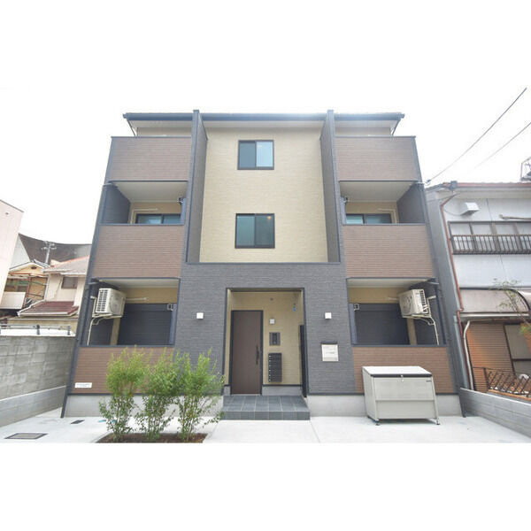DiiRA 鳥羽街道の外観