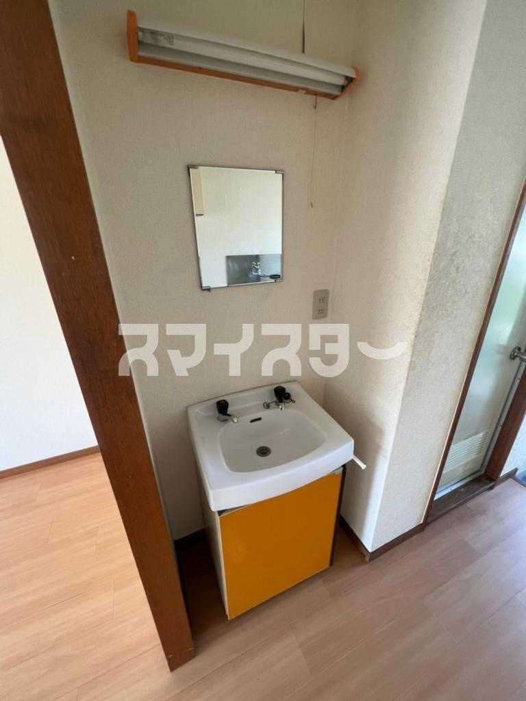 八王子市並木町の賃貸マンションの独立洗面台