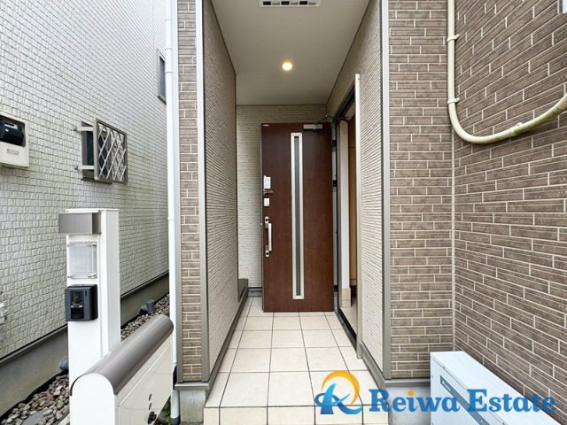 中古戸建　高座郡寒川町一之宮8丁目の玄関