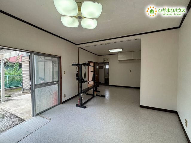 中古戸建　深谷市東方の居間・リビング