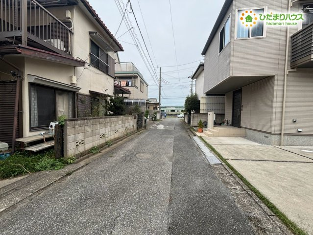 中古戸建　深谷市東方の前面道路含む現地写真