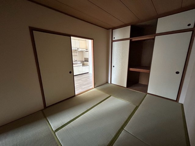 メゾン大邦の和室