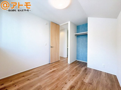 【子供部屋】 | 三島市徳倉Ⅱ　新築一戸建て　5号棟 | 収納豊富な洋室は使い勝手良好です！