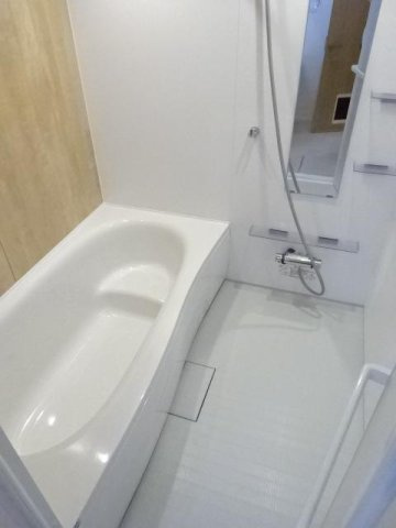 エンシーナの浴室