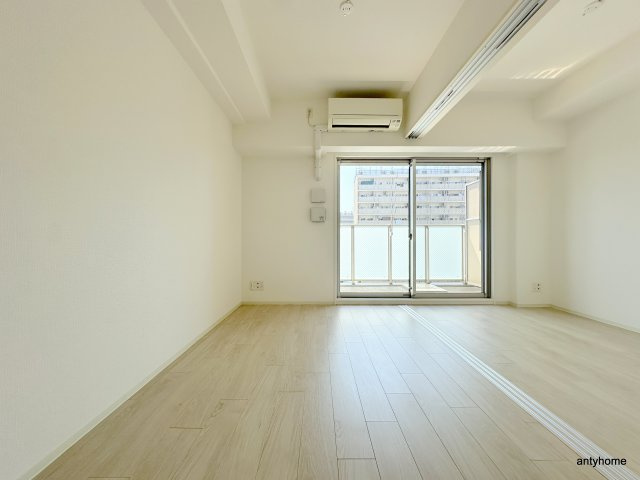 アーバネックス北堀江Ⅱ　仲介手数料無料の居間・リビング