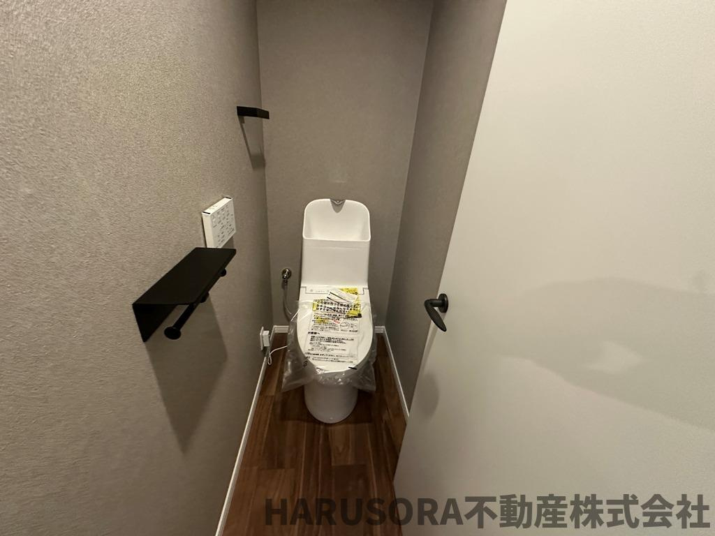 寝屋川市河北中町22-3　3階建のトイレ