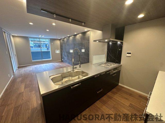 寝屋川市河北中町22-3　3階建のキッチン