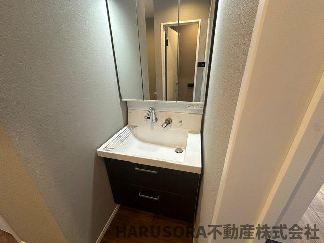 寝屋川市河北中町22-3　3階建の独立洗面台