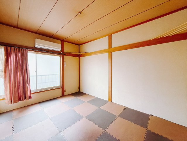【中古戸建】館林市高根町の和室|■和室｜落ち着いた和の雰囲気が、日々の暮らしに癒しをもたらします♪