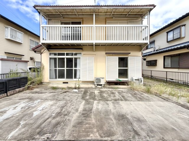 【中古戸建】館林市高根町の外観|■外観｜土日のご見学はもちろん、平日・夜間のご案内も大歓迎です♪「今から見たい」や「仕事終わりに見たい」にもご対応できますのでお気軽にお問い合わせください♪