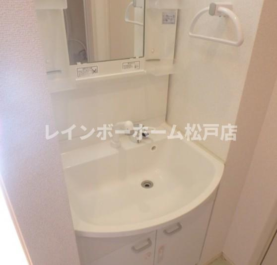メゾネットプラザ南柏3号棟【仲介手数料：50％OFF】対象物件！の洗面所|使いやすい洗面所です