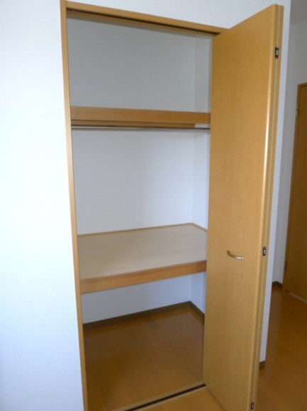 カーネルヤードBの収納|※別部屋参照