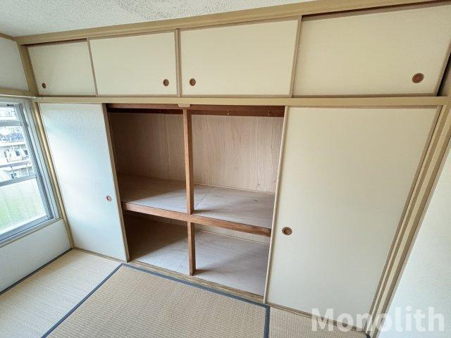 鶴山台9号棟の収納