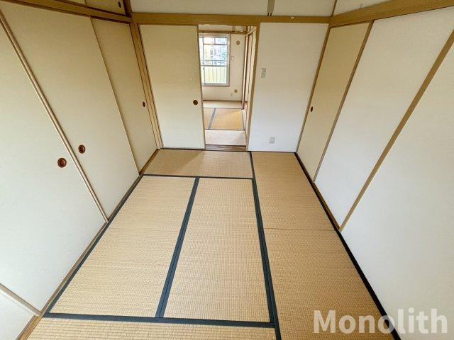 鶴山台9号棟の和室
