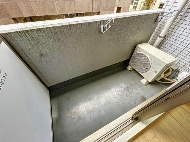 アリビオ両国のバルコニー