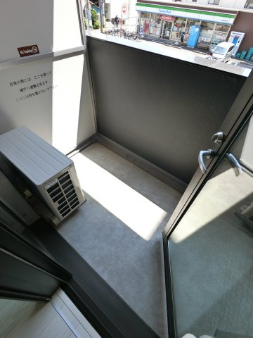 ステージグランデ本千葉のバルコニー